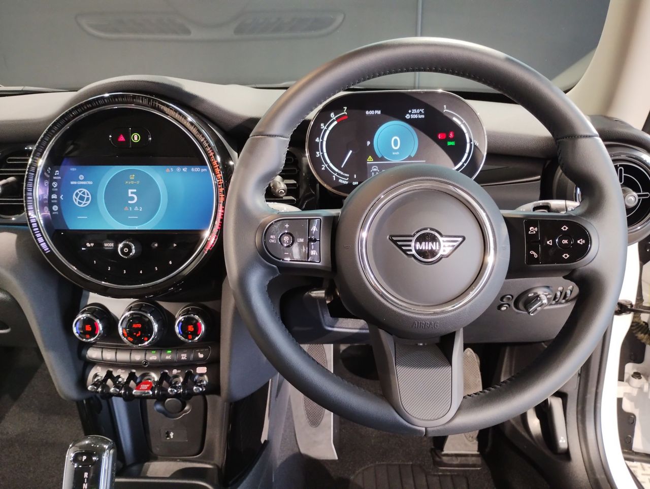 MINI Cooper F56 RHD
