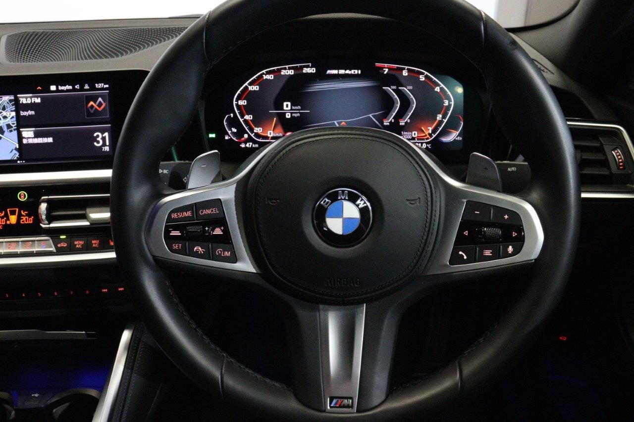 M240i xDrive Coupé RHD