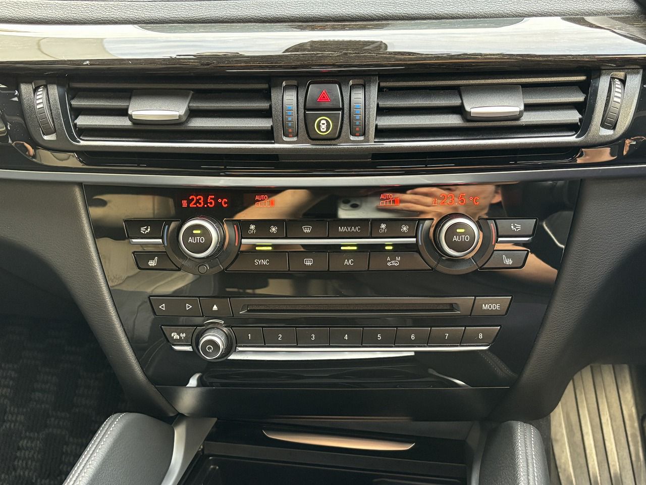 X6 XDRIVE 50I RHD