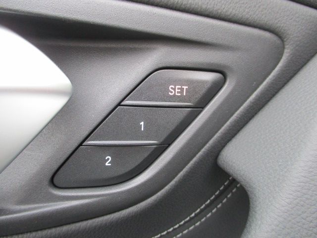G29 z4 sDrive20i RHD