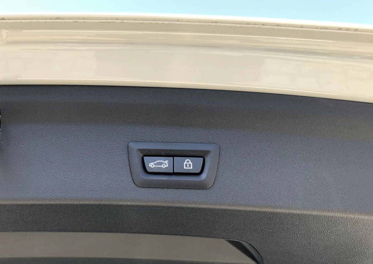 F40 118d Sports Hatch 5-door B47 2.0d