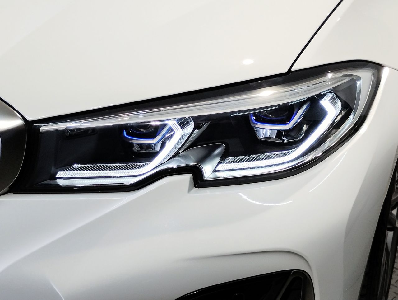 G20 M340i xDrive Saloon RHD