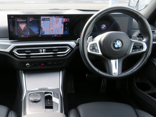 320d xDrive Berline RHD