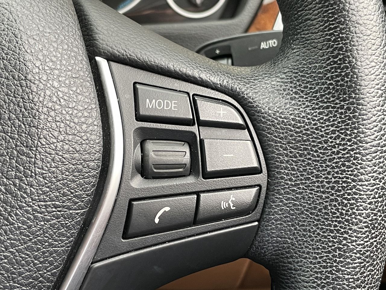 330E IPERFORMANCE SEDAN RHD