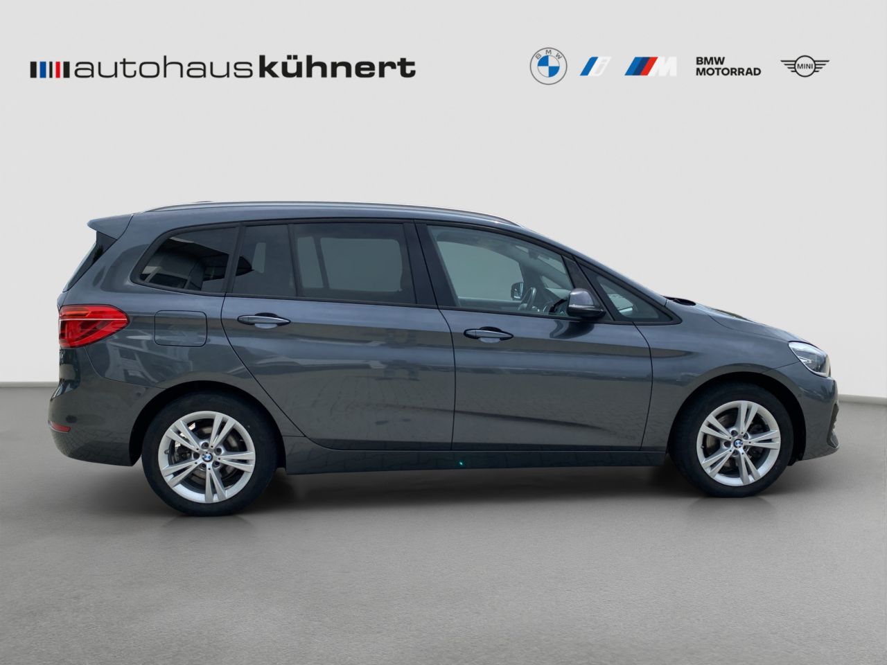 BMW 218