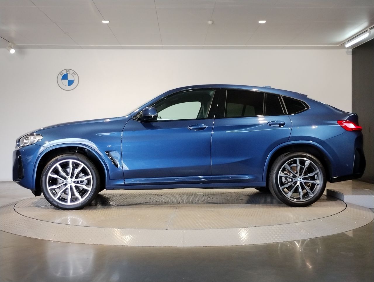 X4 xDrive20d RHD