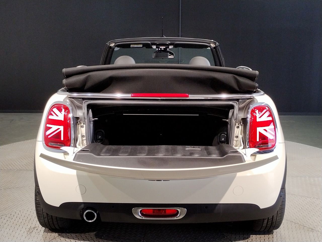 F57 MINI Cooper Convertible LCI