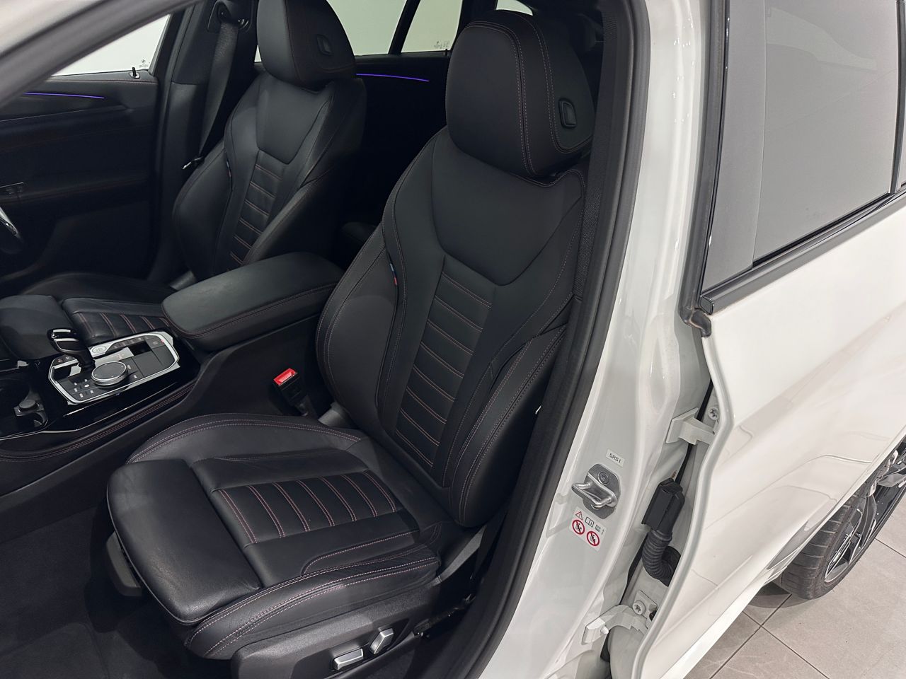 G02 X4 M40i RHD LCI