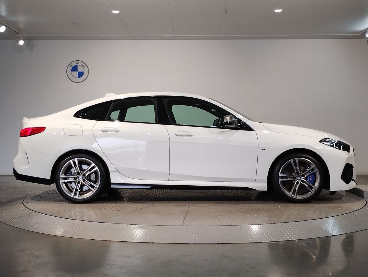 F4* **35i xDrive **** ***** B48 2.0i