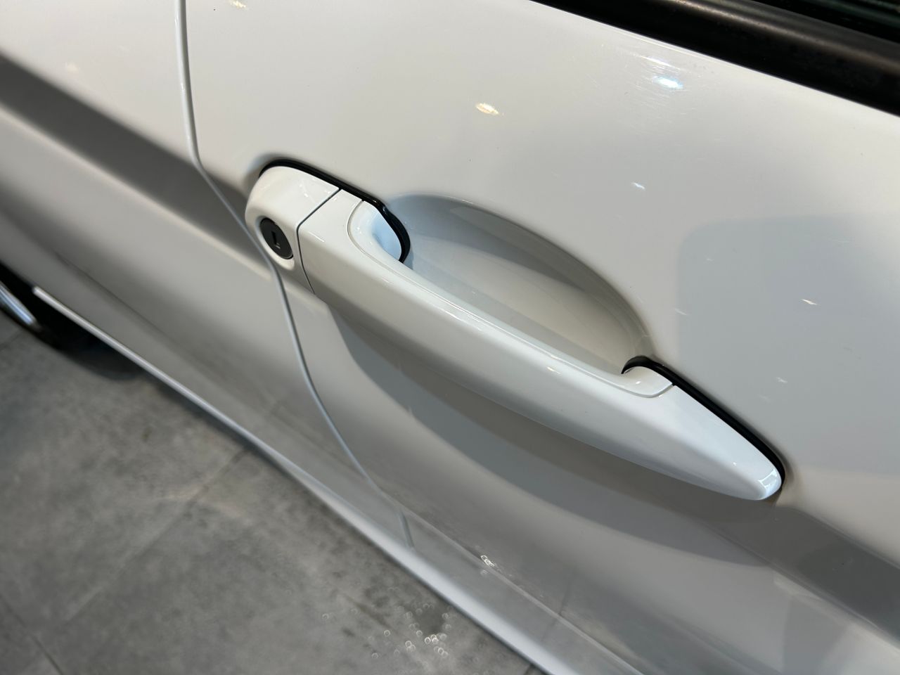116I 5DOOR RHD