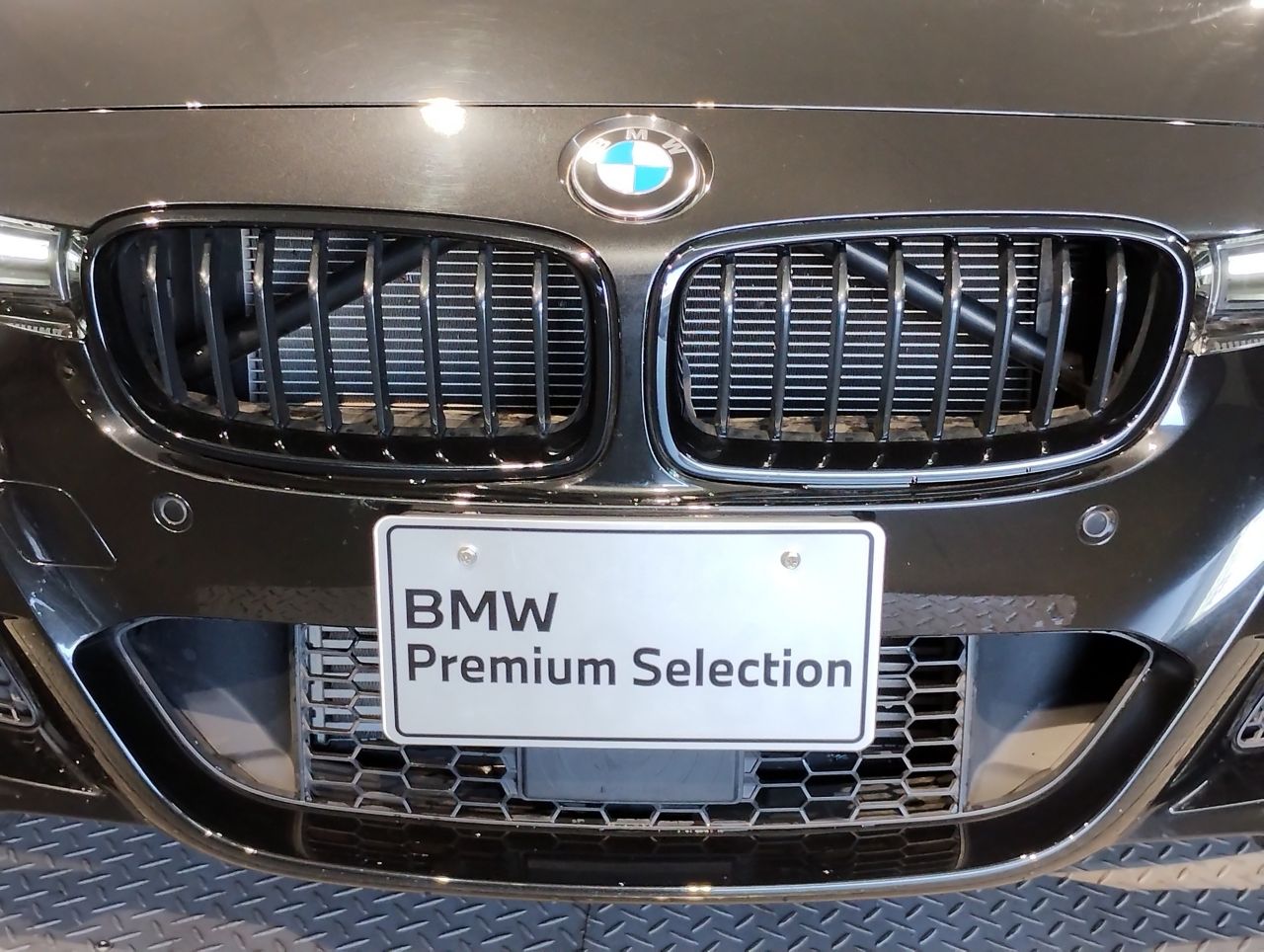 320D TOURING RHD