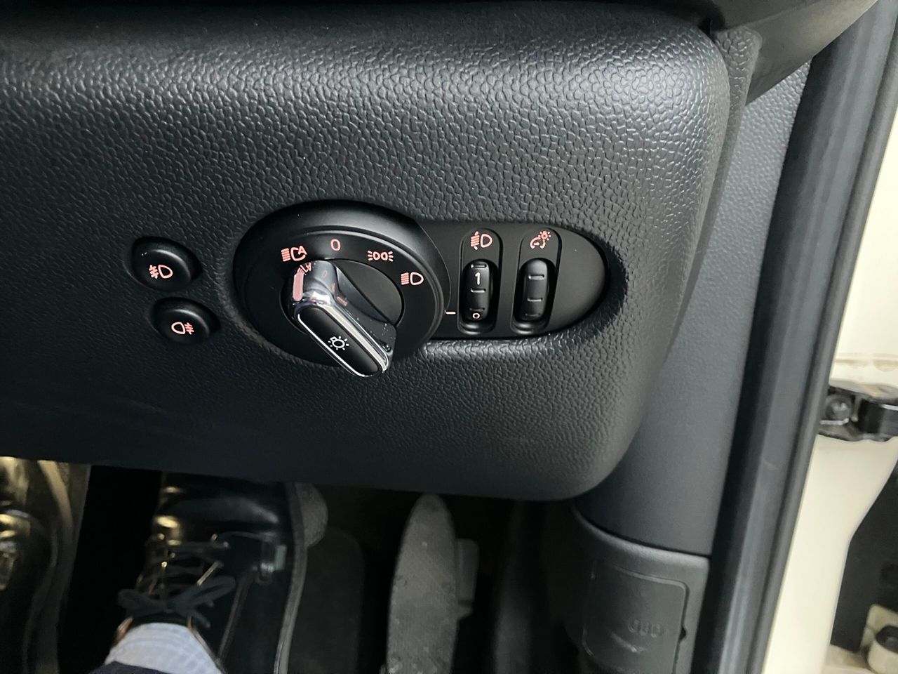 F55 MINI Cooper 5-Door Hatch LCI