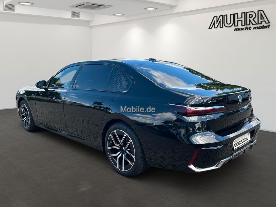 BMW 740