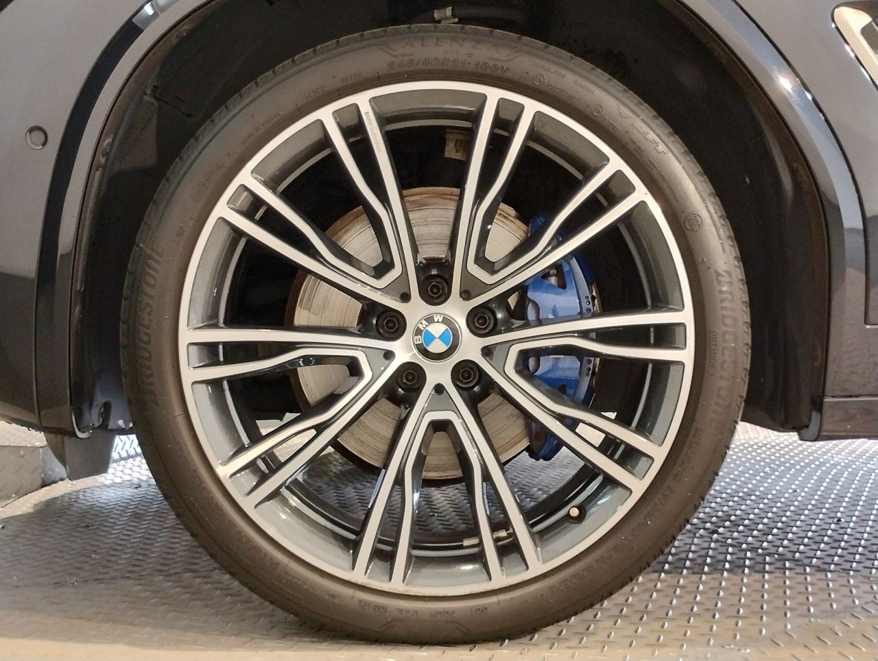 G01 X3 M40i RHD ZA