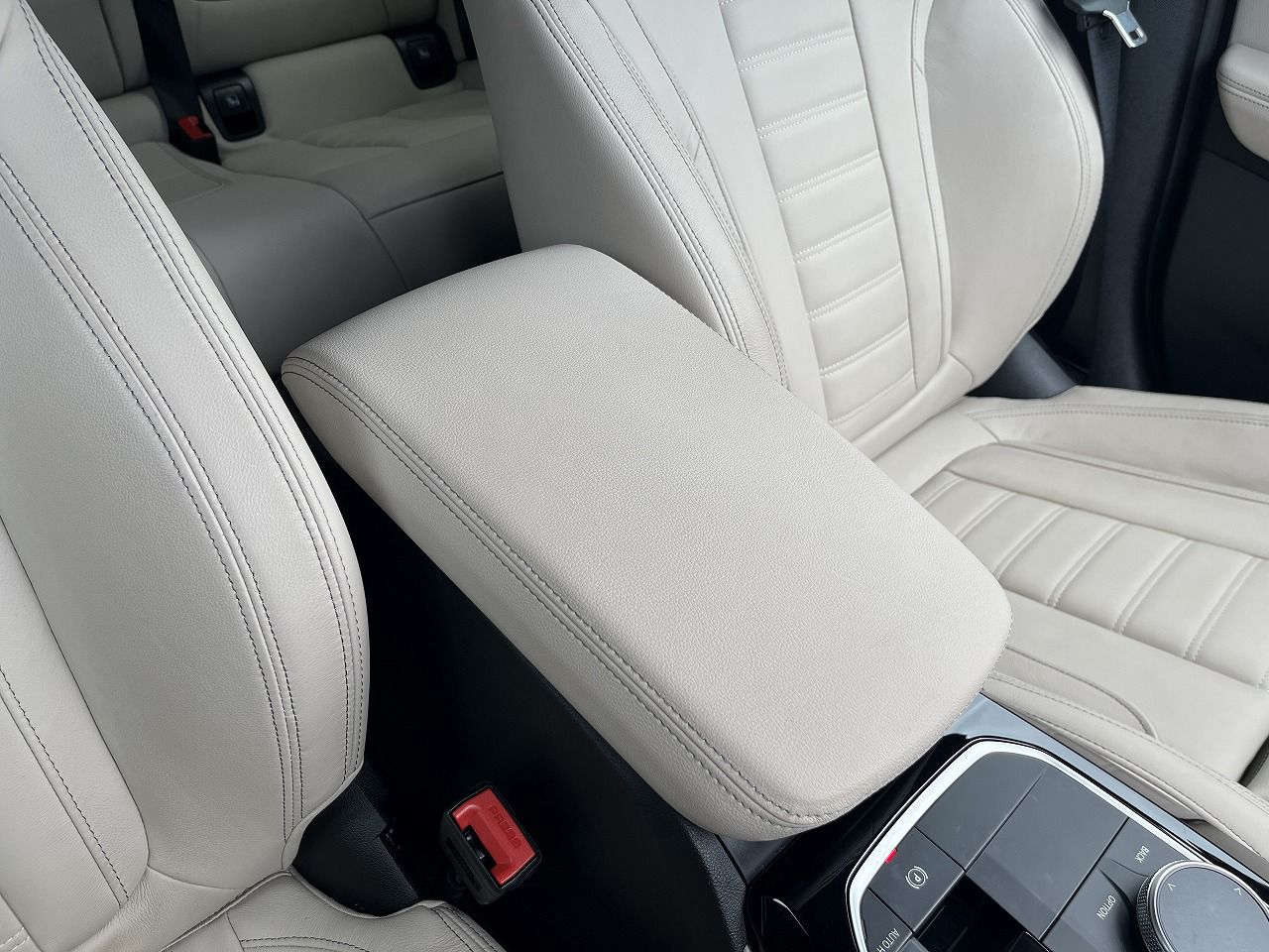 X4 xDrive20d RHD