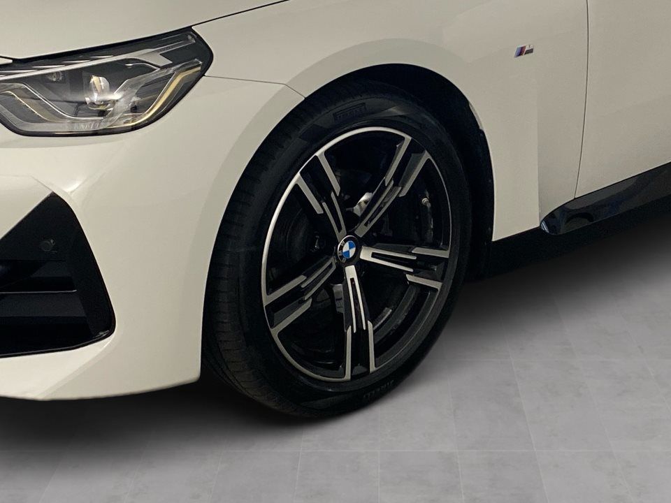 BMW 218