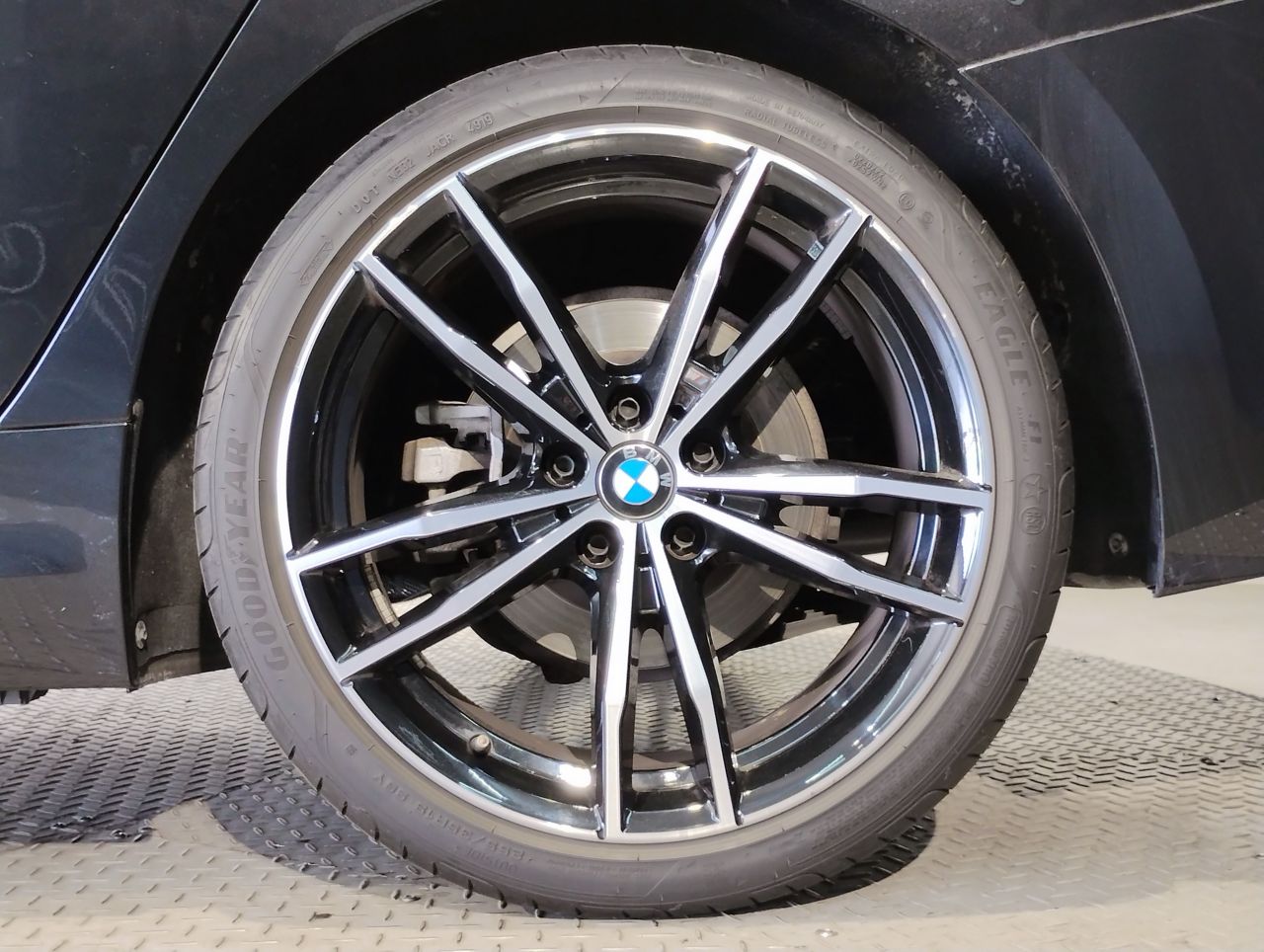 G20 320i Saloon RHD MX