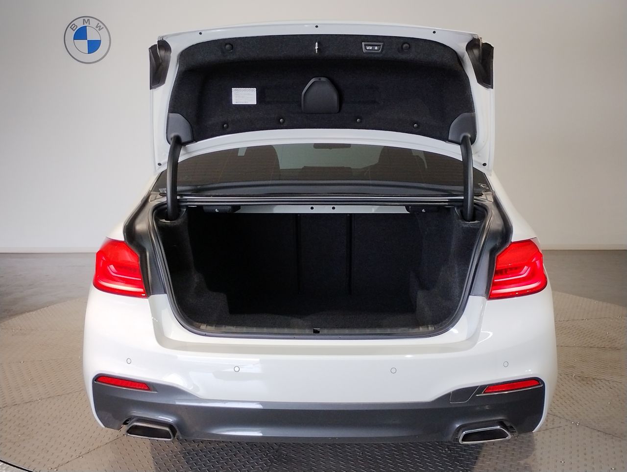 530I