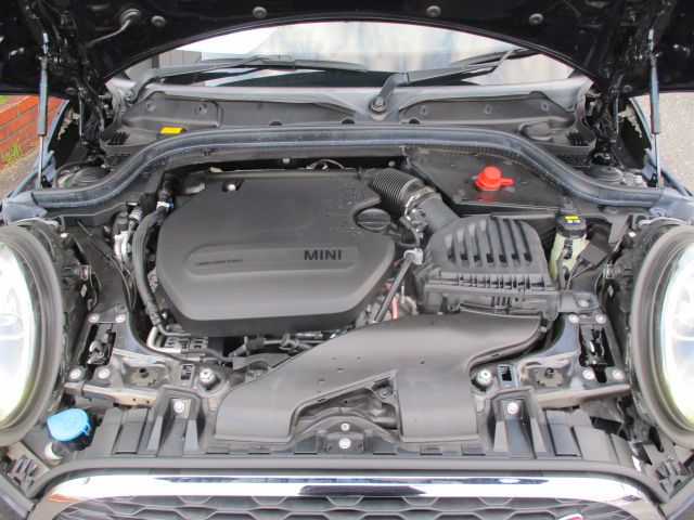 F55 MINI Cooper SD 5dr Hatch LCI