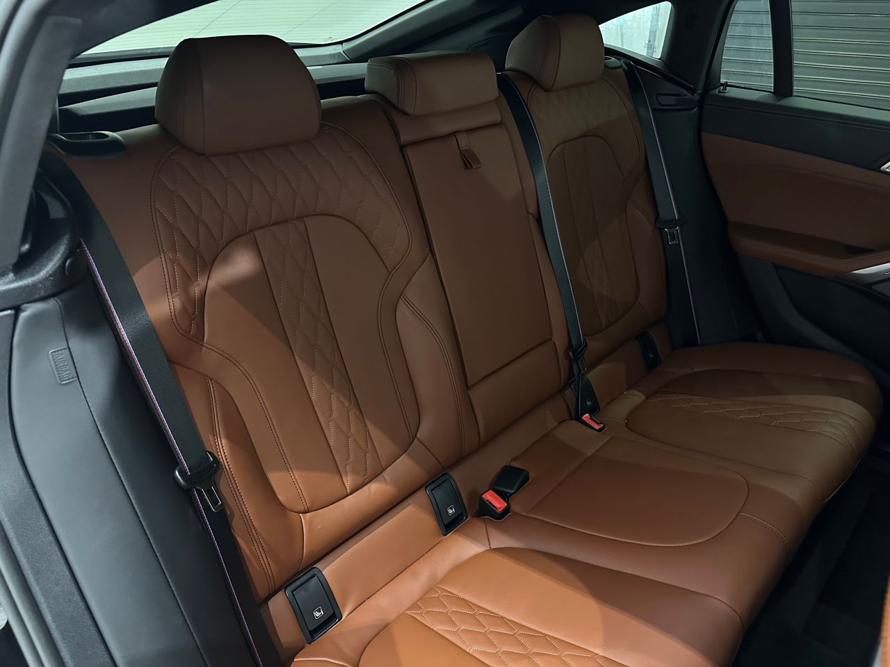 X6 M60i xDrive RHD