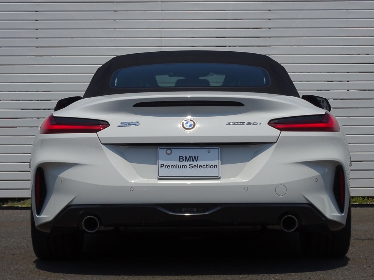 G29 z4 sDrive20i RHD