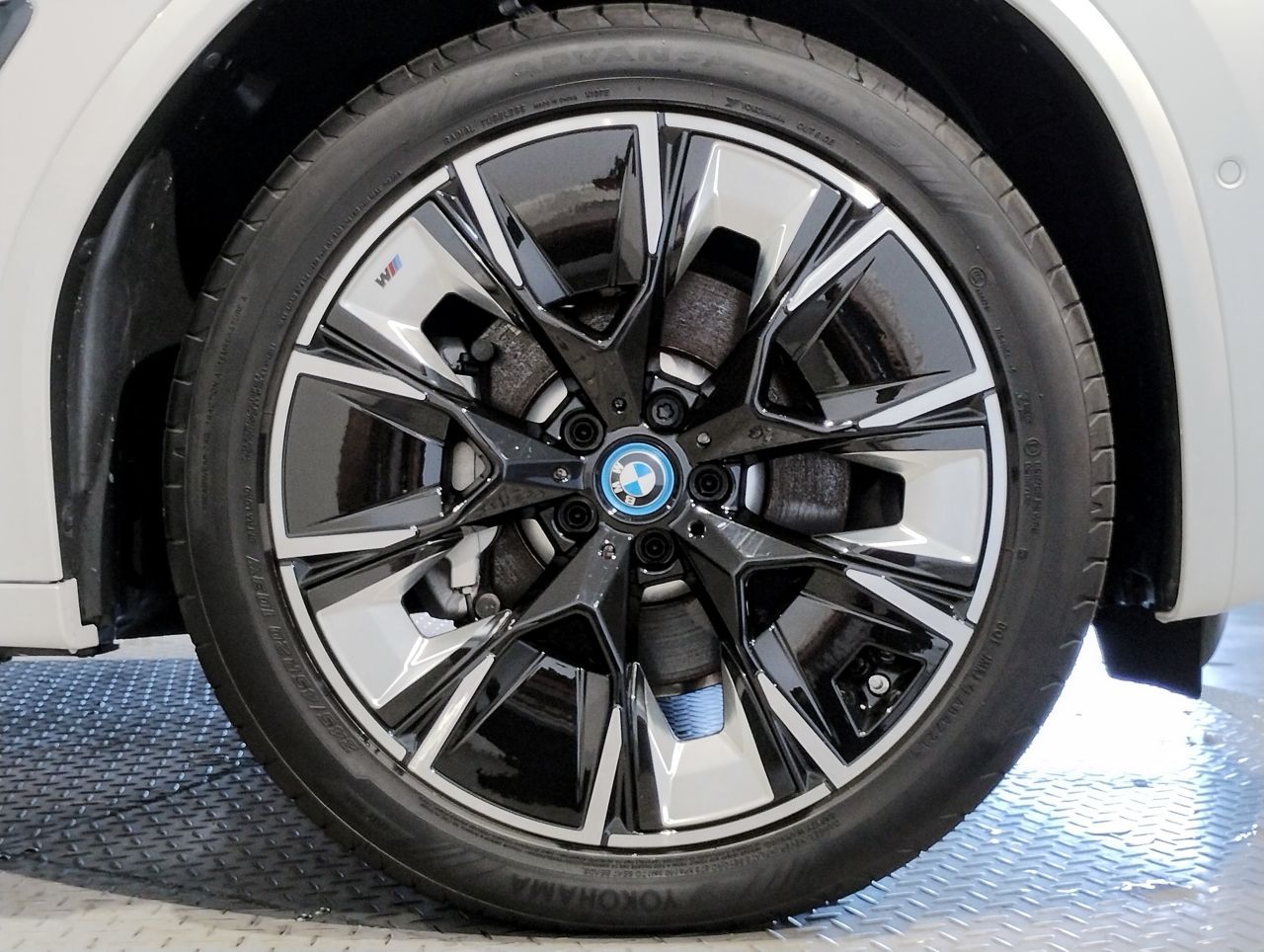 G08 iX3 BEV RHD