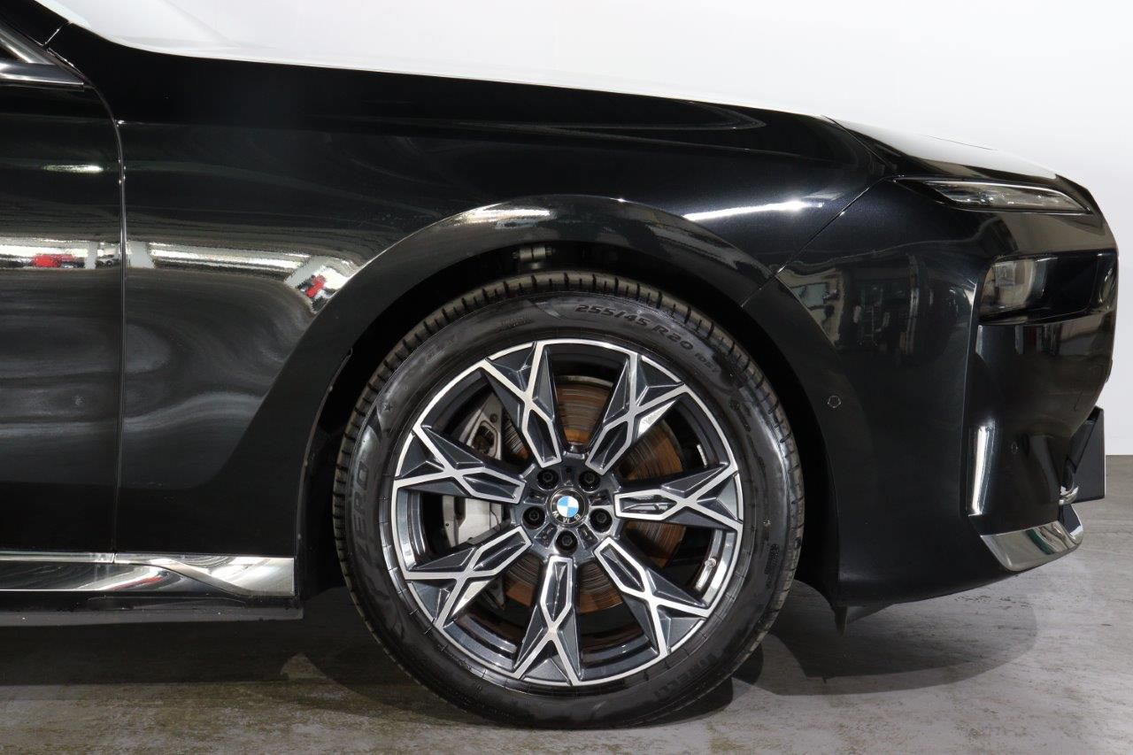 BMW i7 eDrive50 Sedan RHD