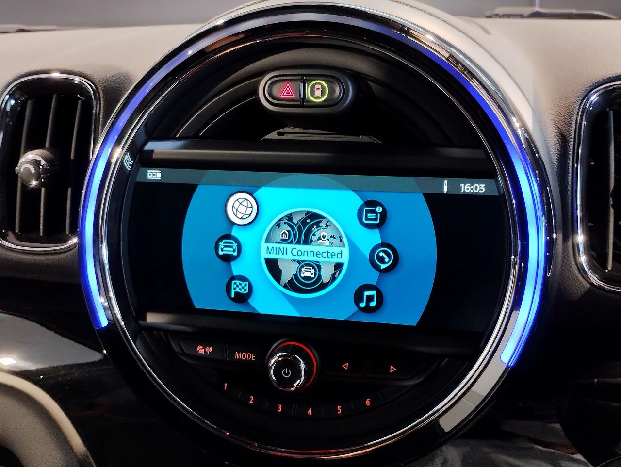 MINI CROSSOVER JCW