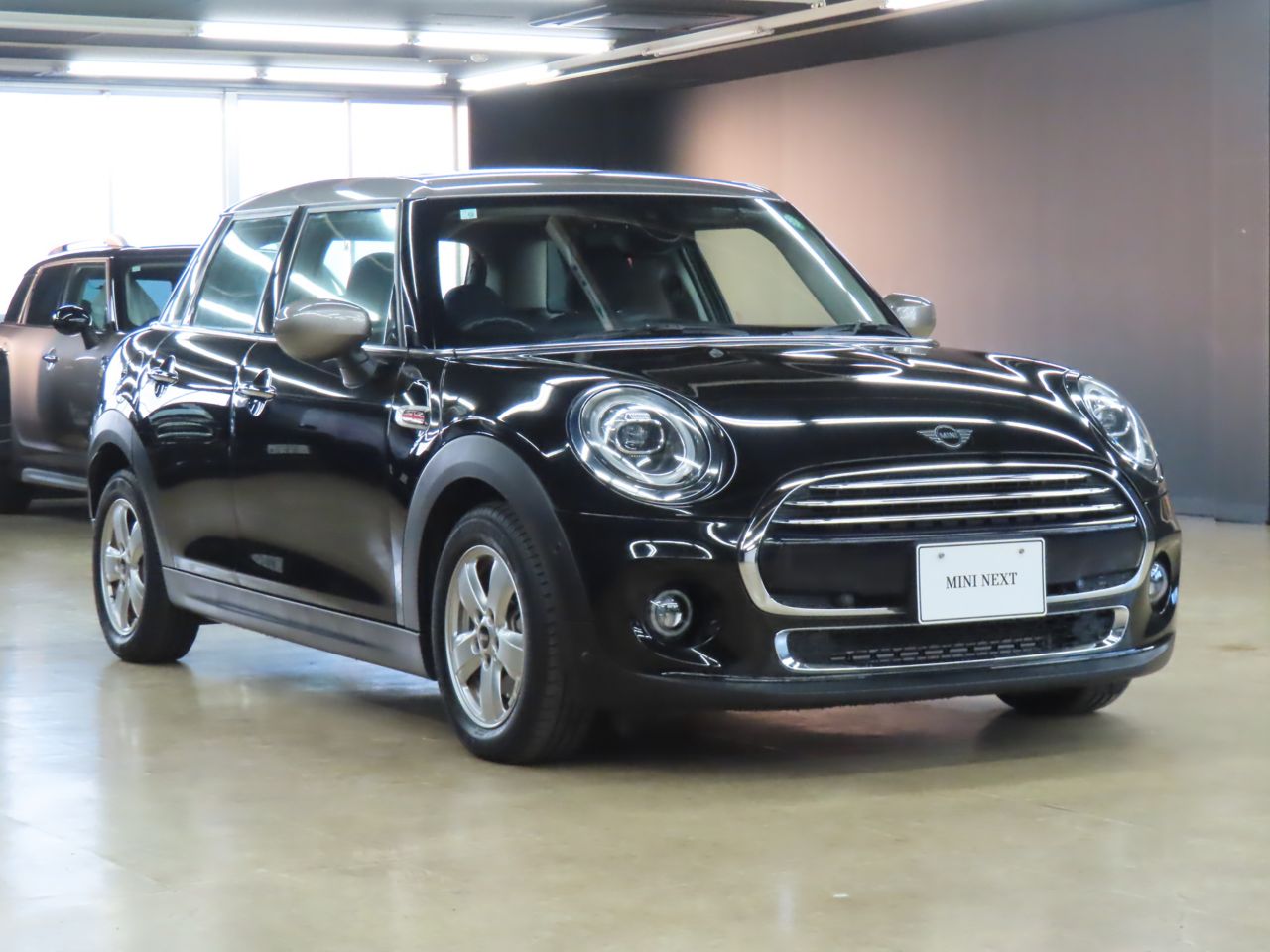F55 MINI Cooper 5-Door Hatch LCI