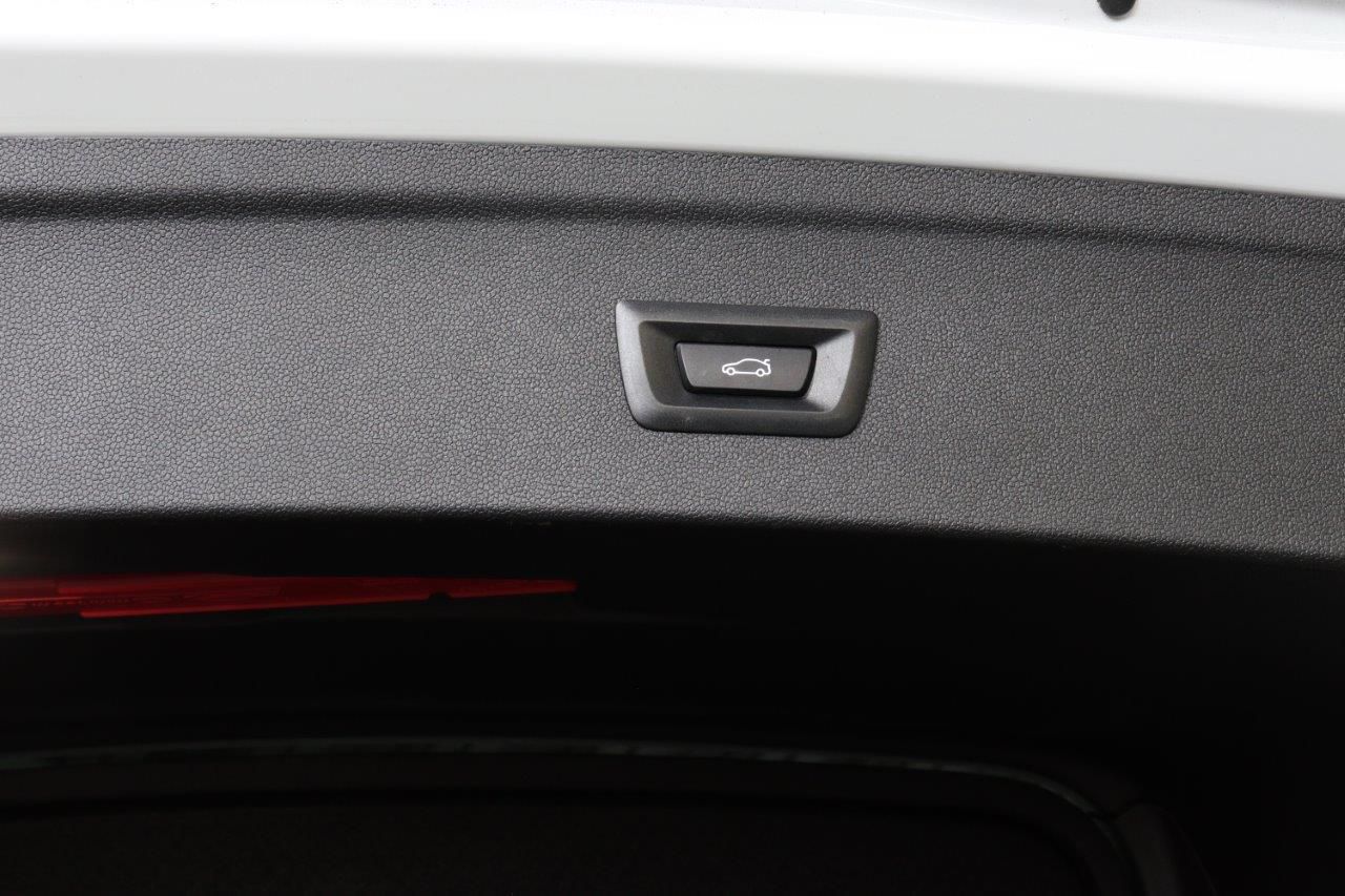 i20 iX xDrive50