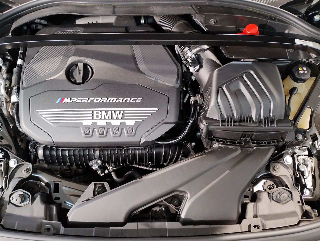 F40 M135i xDrive Sports Hatch 5-door B48 2.0i