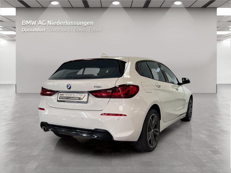 BMW 118