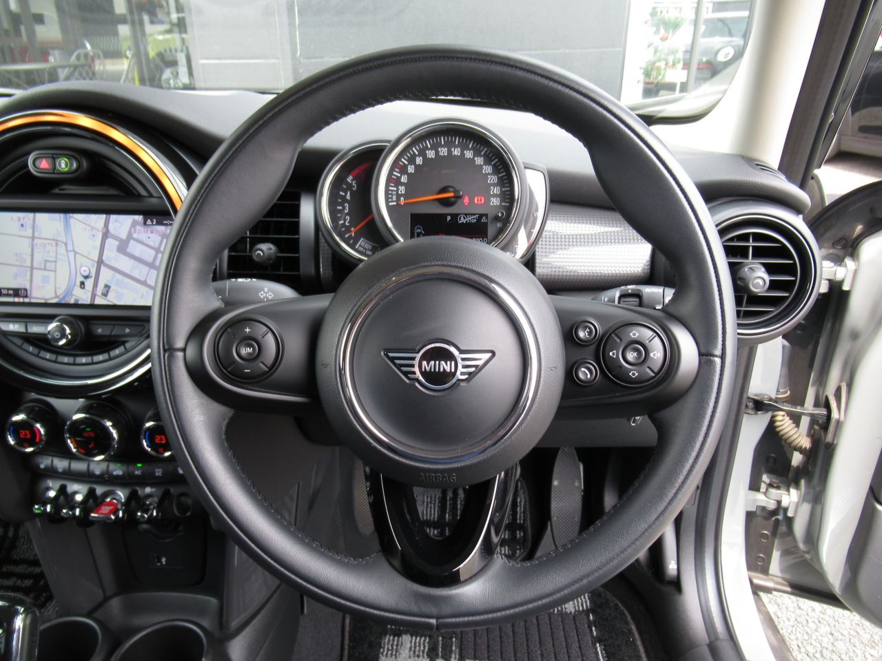 MINI F55 Cooper D 5dr Hatch LCI