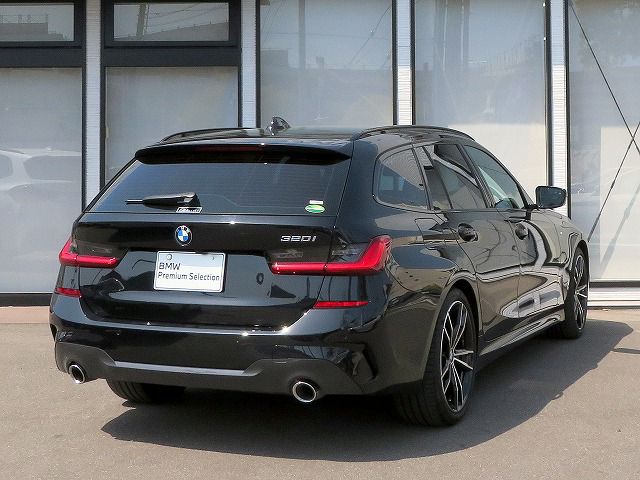 G21 320i RHD