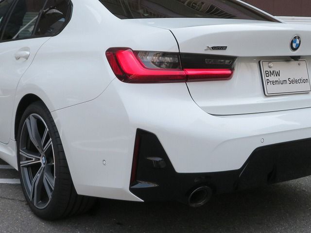 320d xDrive Berline RHD