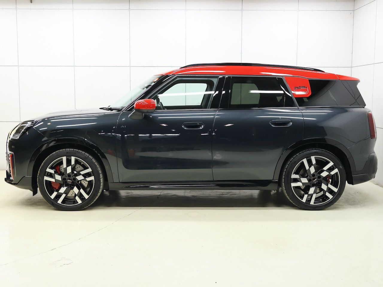 U25 MINI John Cooper Works Countryman ALL4