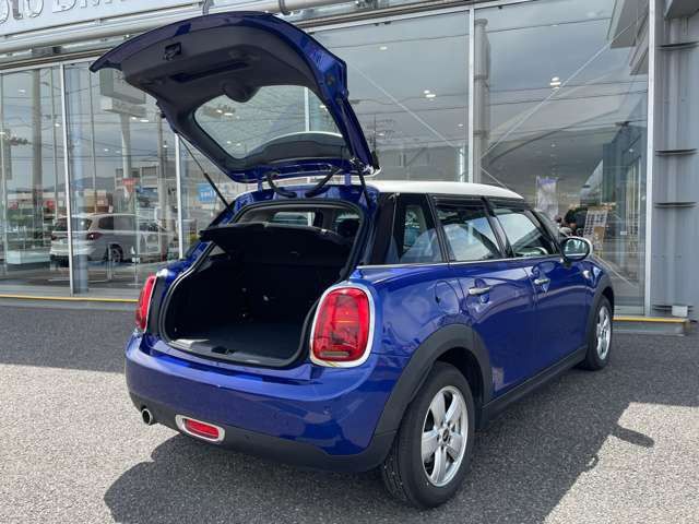 F55 MINI Cooper 5-Door Hatch LCI