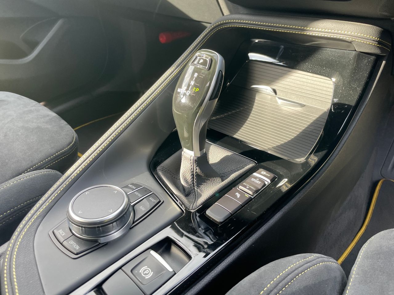 F39 X2 sDrive18i B38 1.5i SAC