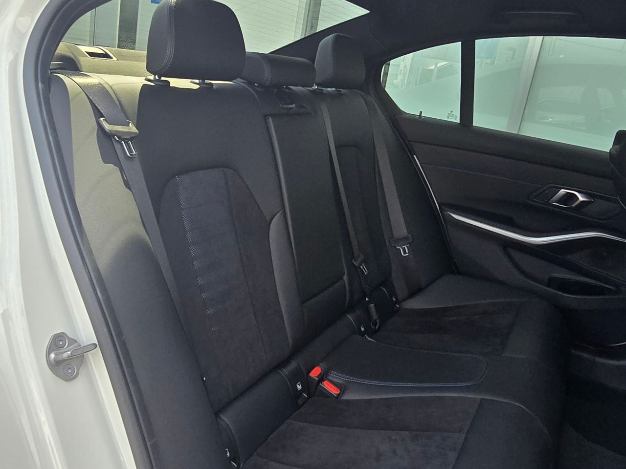 G20 320i Saloon LCI RHD MX