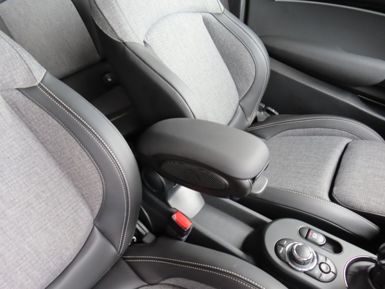 Cooper S 3 doors RHD
