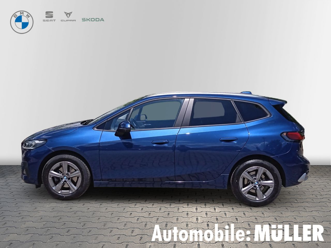 BMW 218