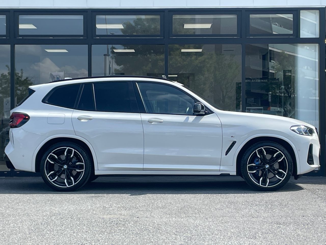 G01 X3 M40d RHD LCI ZA