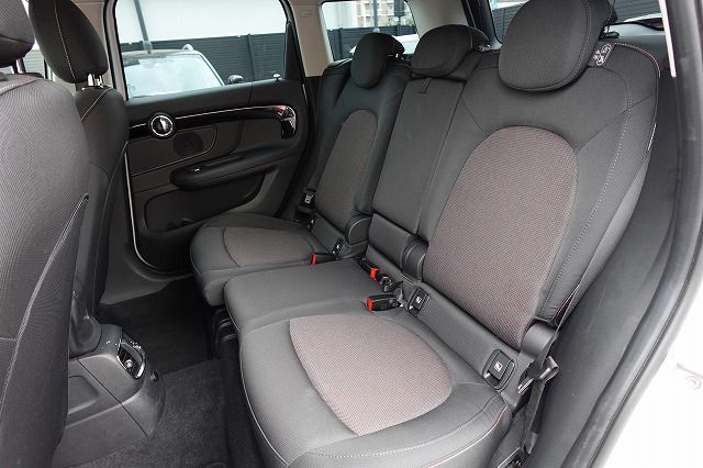 MINI CROSSOVER COOPER D ALL4