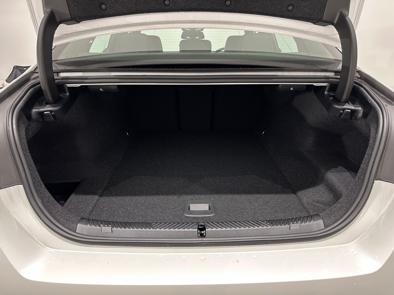 BMW i5 M60 xDrive Sedan RHD