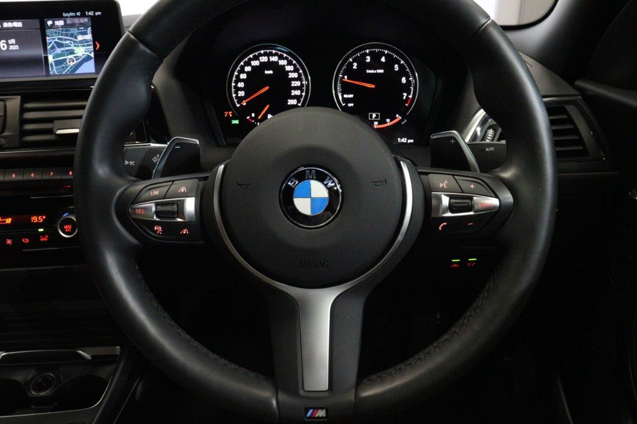 220I CABRIOLET RHD