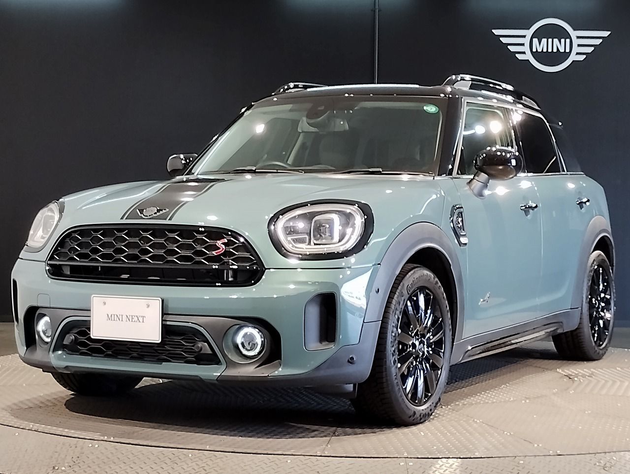 THE NEW MINI COOPER SD CROSSOVER ALL4.