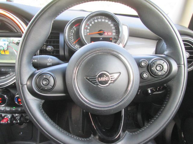F55 MINI Cooper 5-Door Hatch LCI