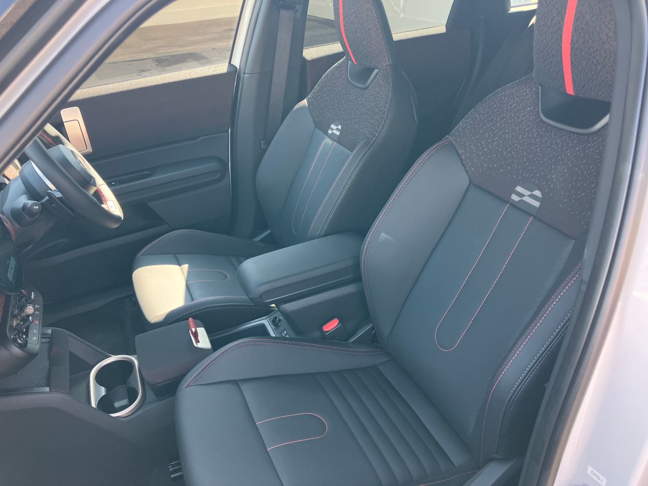 U25 MINI John Cooper Works Countryman ALL4