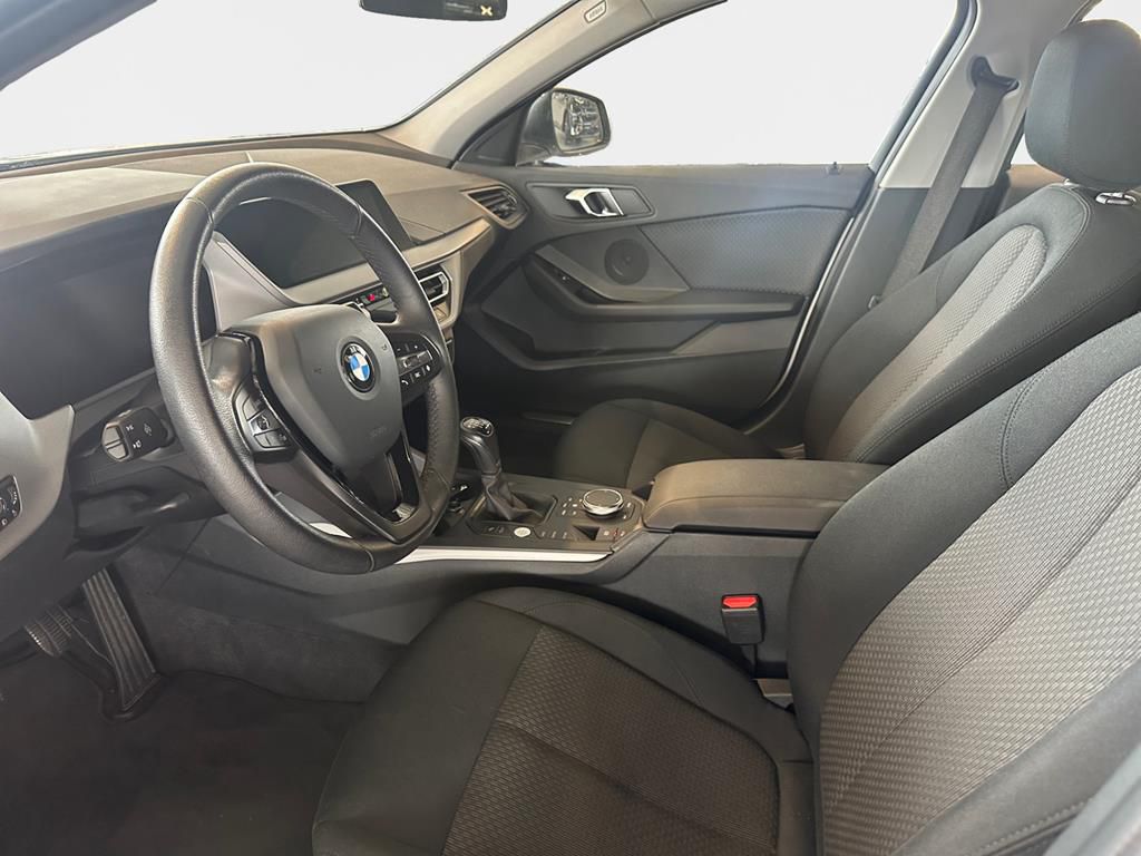 BMW 118
