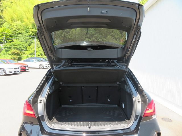 F40 118d Sports Hatch 5-door B47 2.0d